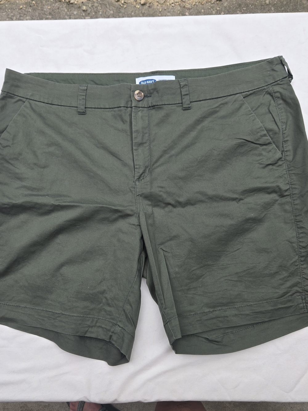 Old Navy Womens Olive Green Bermuda Shorts